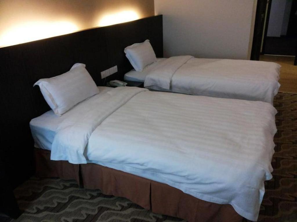 Eminent Hotel Kota Kinabalu Exteriér fotografie