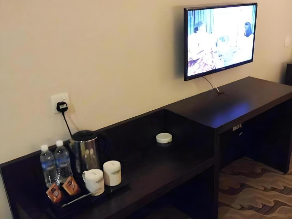 Eminent Hotel Kota Kinabalu Exteriér fotografie