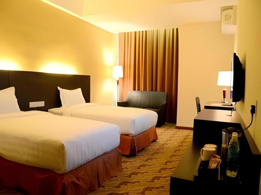 Eminent Hotel Kota Kinabalu Exteriér fotografie