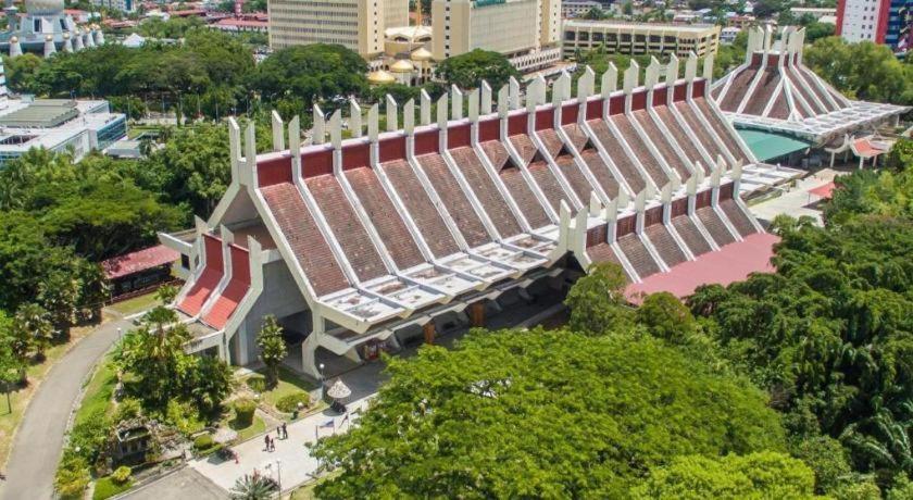 Eminent Hotel Kota Kinabalu Exteriér fotografie